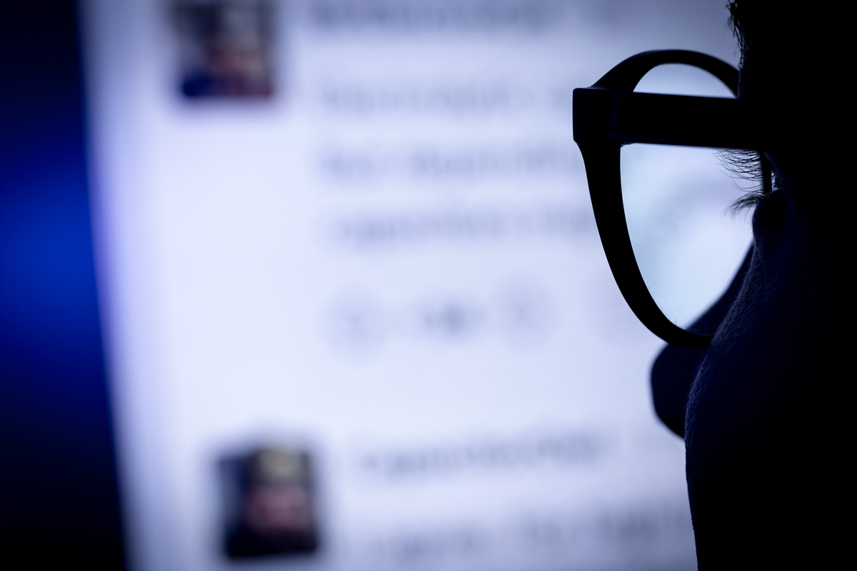 _SBG1780 Ensamagerande_Radikalisering_Nätet_Internet_Webben_Forum_Nätforum_Chat_(SBG)__1200px.JPG